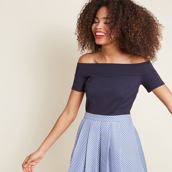 NEVER WORN Off the Shoulder White and Navy A Line - Picture 2 of 6